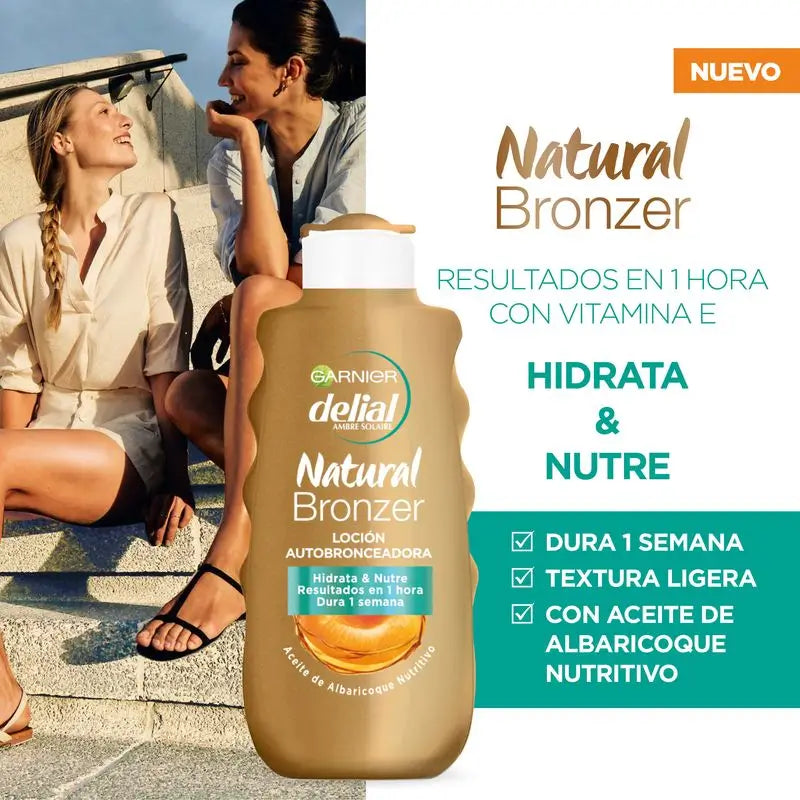 Garnier Ambre Solaire Natural Bronzer loção auto-bronzeadora com óleo de caroço de alperce, 200ml.