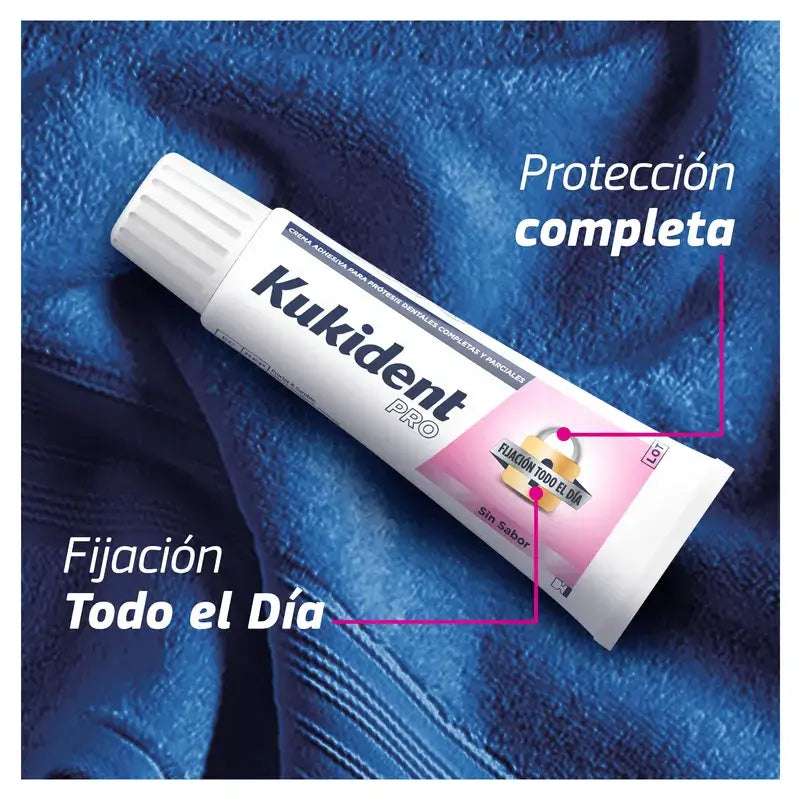 Kukident Triplo Pro Creme Adesivo Completo para Dentaduras, Neutro 3 x 70 Gr