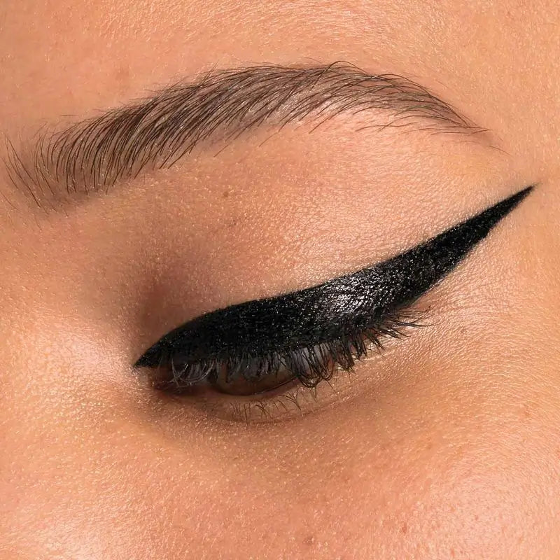 Maybelline New York Tattoo Liner Semi-Permanent Eyeliner With Brush Shade 710 Inked Black, Preto